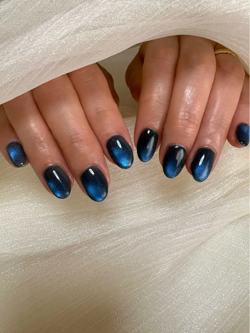 ネイル ブルー マグネットネイル ネイビー シンプルネイル ハンドネイル nail salon minthのネイルデザイン