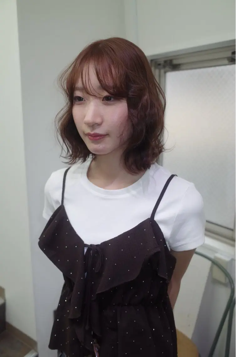 ミディアム カラー ブリーチ ブラウンカラー 透明感カラー ブリーチなしカラー ヘアカラー トリートメント Momoka🪷 /ハイトーンのヘアスタイル