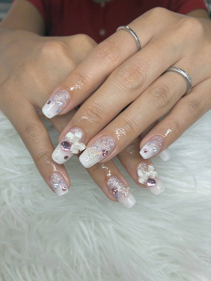 ネイル ハンドネイル erina 🐈‍⬛のネイルデザイン
