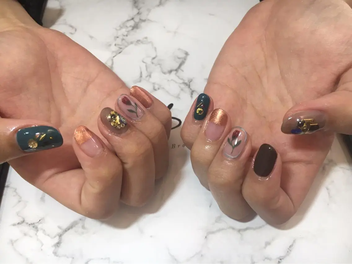 ネイル 持ち込み ハンドネイル LOVE NAIL 💕Sonoのネイルデザイン