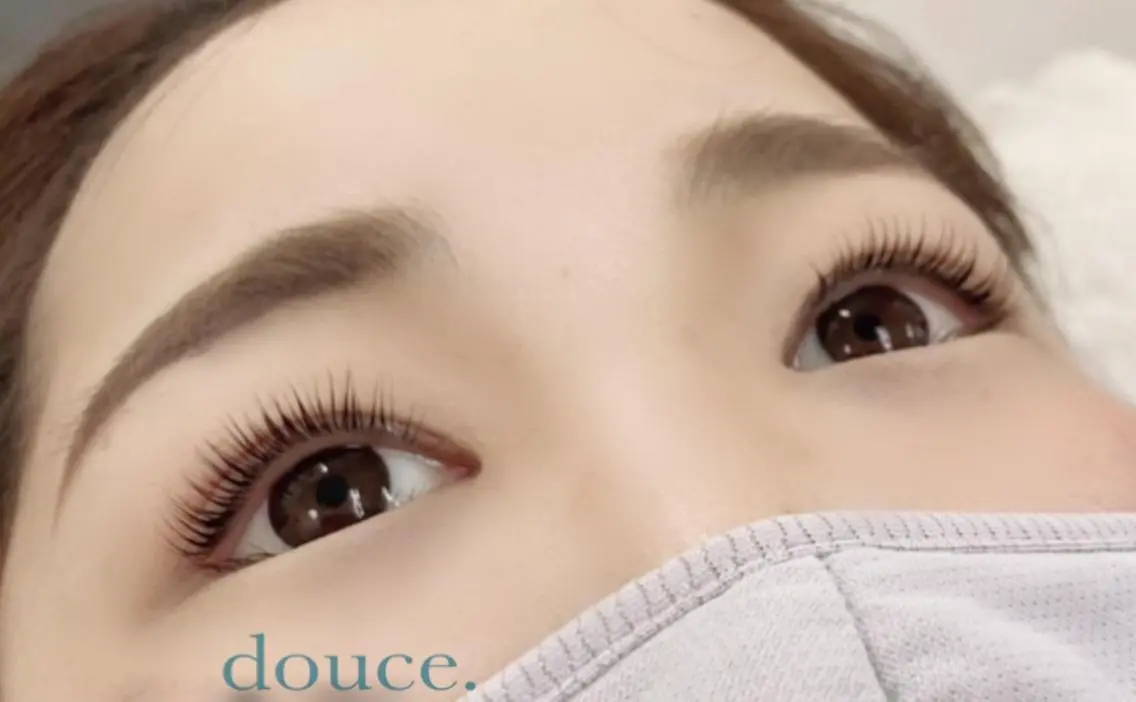 マツエク・マツパ アイブロウ まつげパーマ mes yeux eye salon.の眉毛・アイブロウイメージ