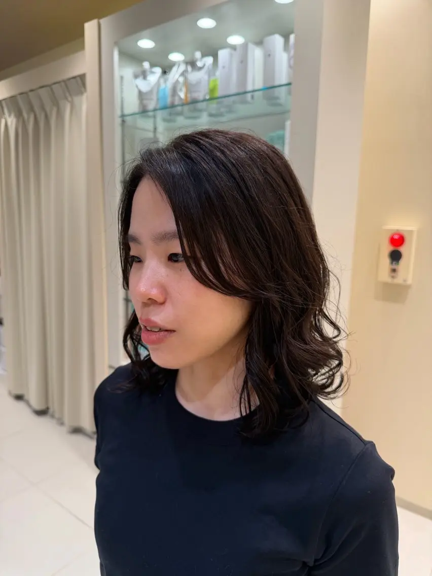 ミディアム ミディアムパーマ カット パーマ 阪上 沙織のヘアスタイル