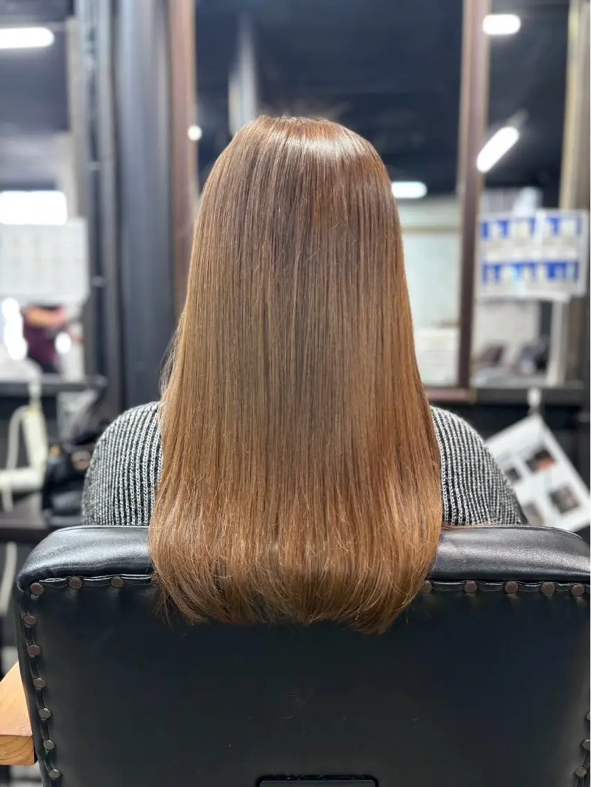 ロング カラー 上田 かよのヘアスタイル
