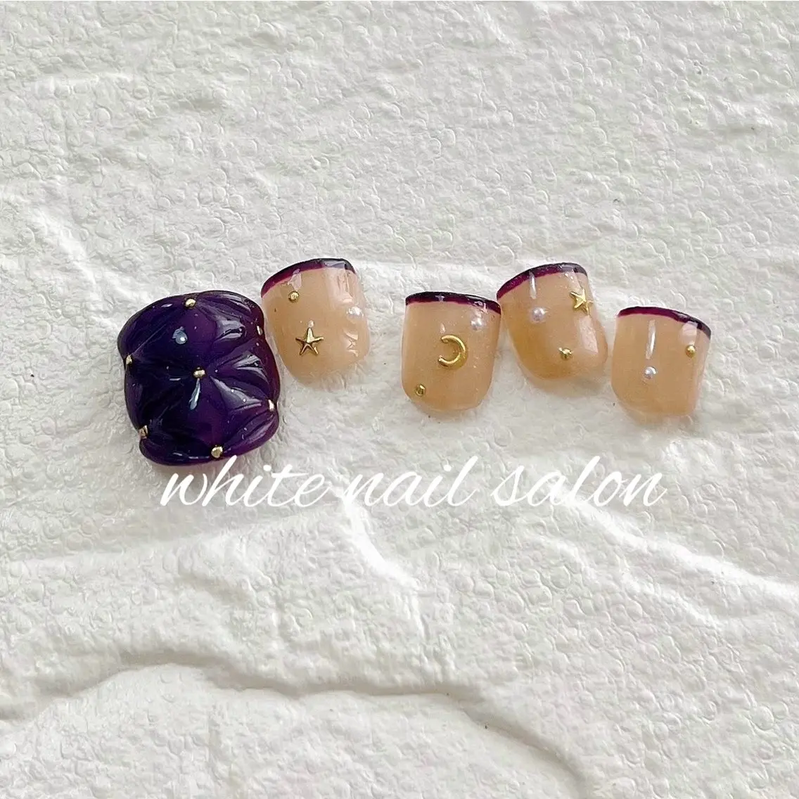 ネイル ラメ(グリッター) フットネイル white nail salonのネイルデザイン