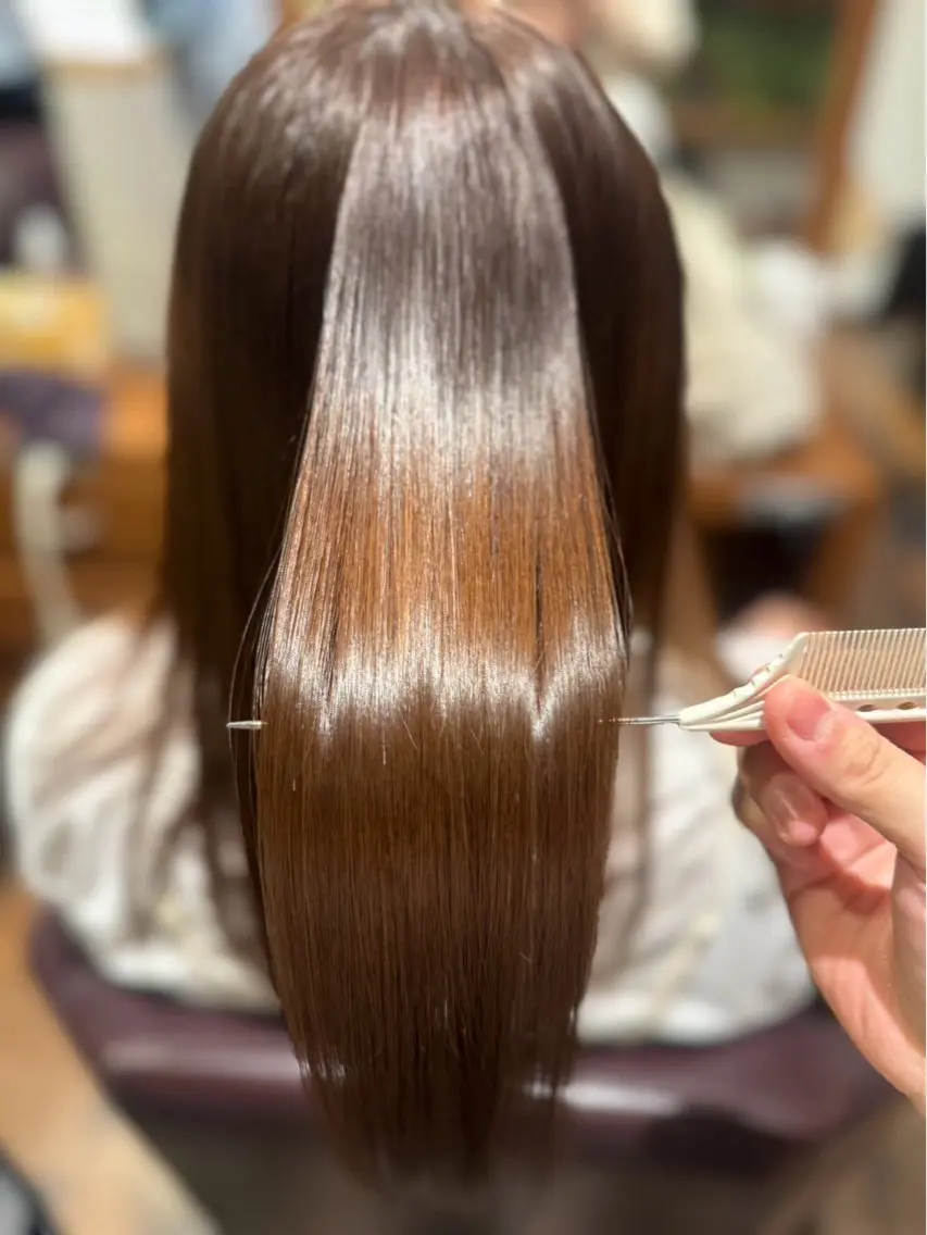 【平日限定】ツヤ髪✨️縮毛矯正の写真