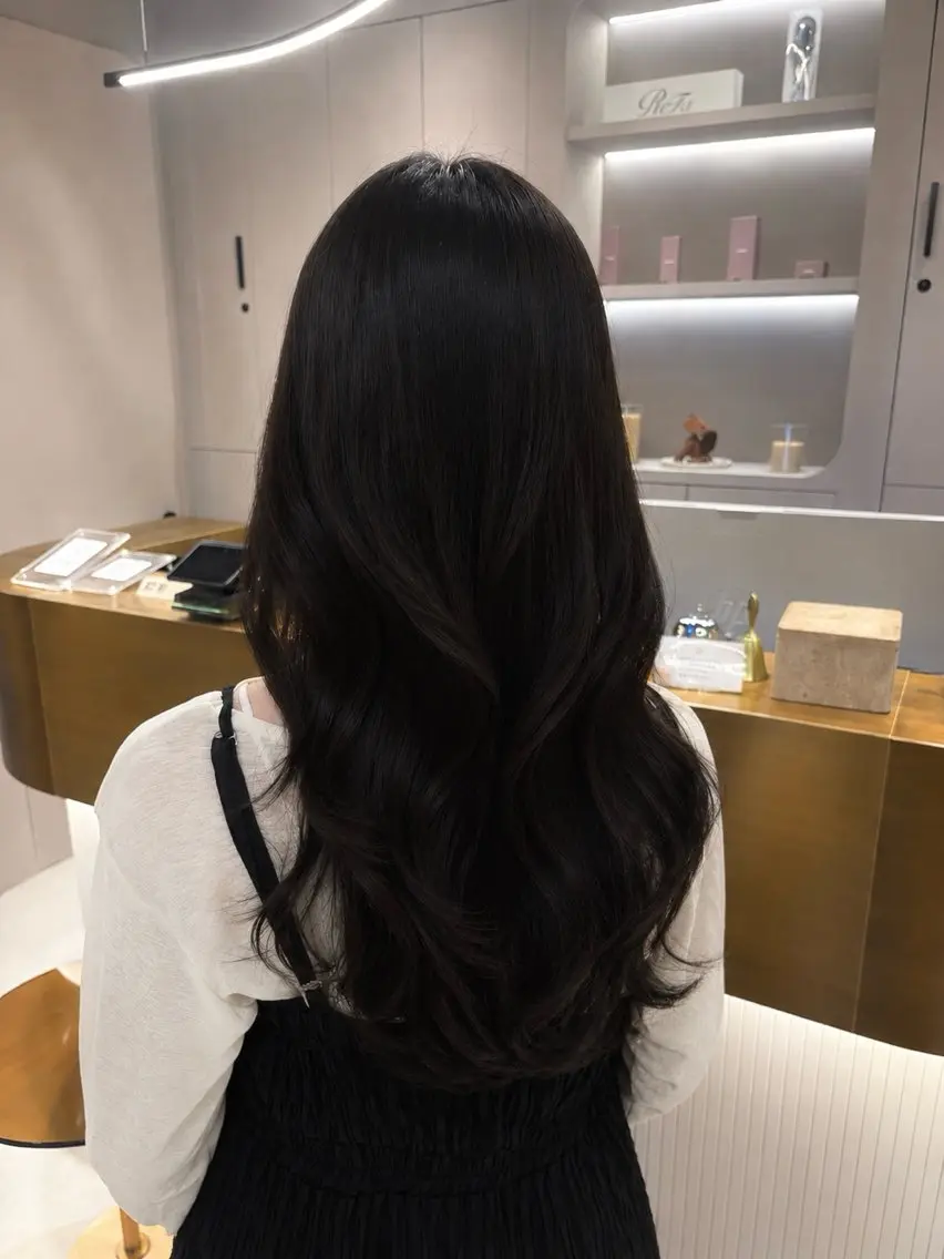 ミディアム カット トリートメント 艶カラー/縮毛矯正 KYOKA🫧のヘアスタイル