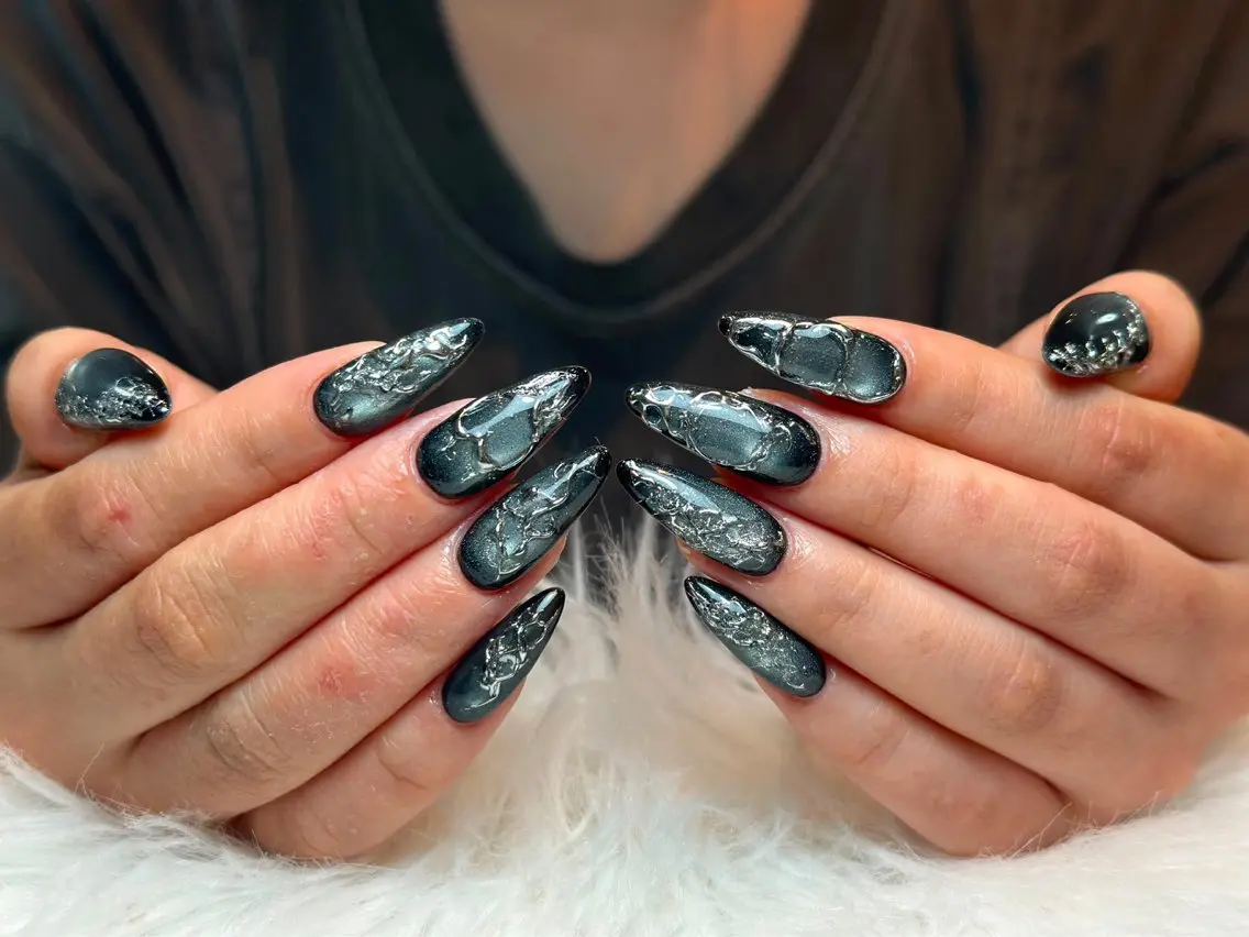 ネイル アートネイル ジェルネイル ニュアンスネイル シンプルネイル ハンドネイル Nie Nail Shinokuboのネイルデザイン