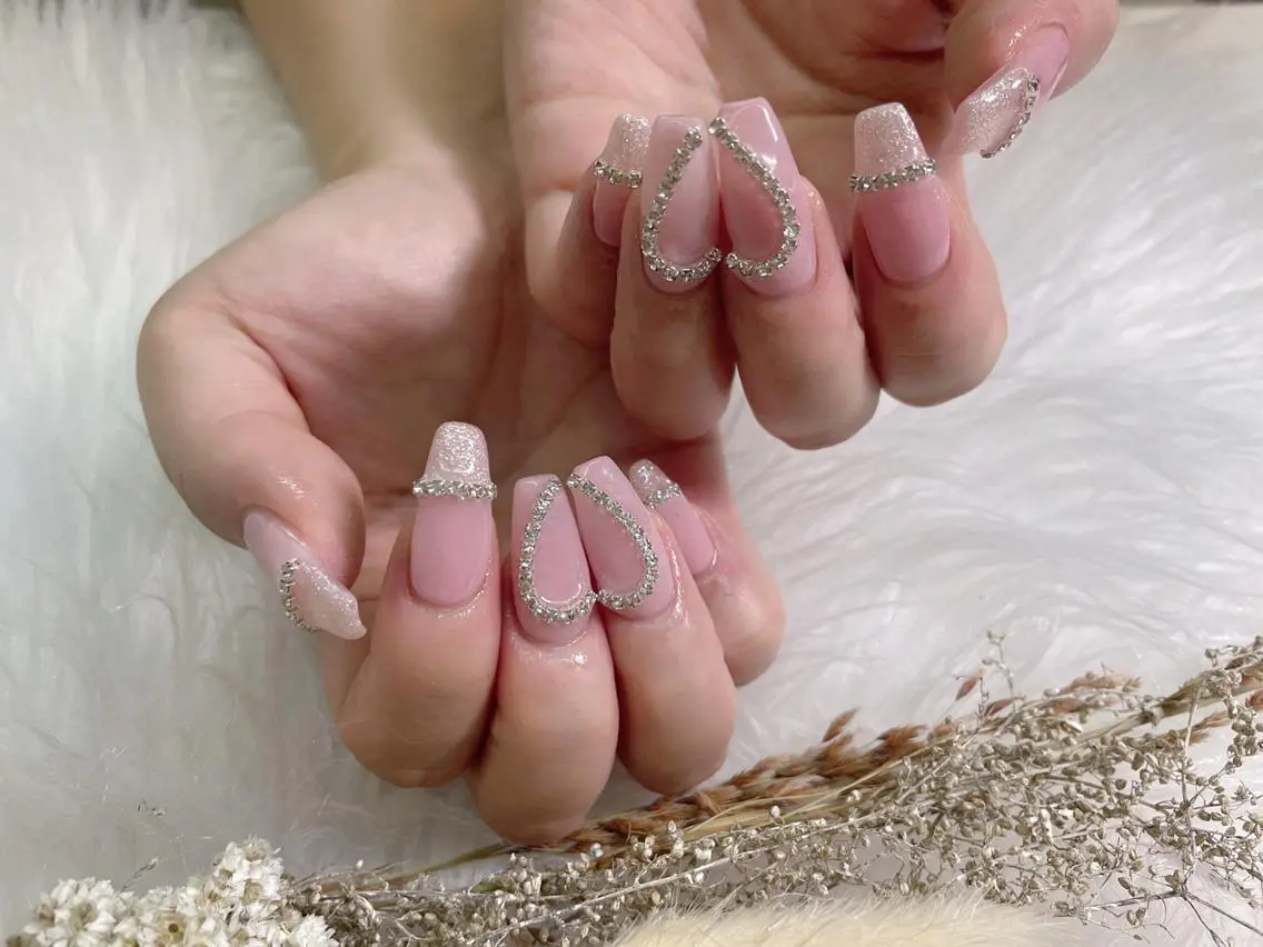 ネイル 💅ネイルサロン ブラン🌈かすみのネイルデザイン