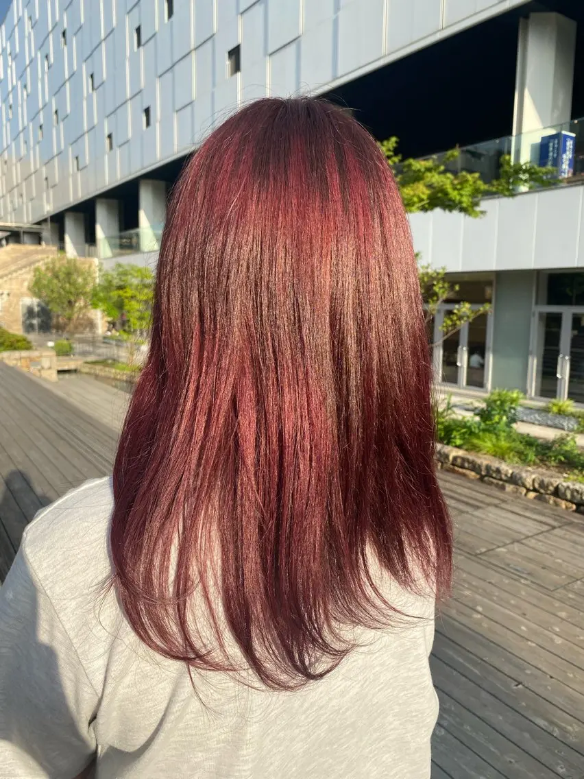平日学生限定🧑🎓イルミナカラー+トリートメントの写真