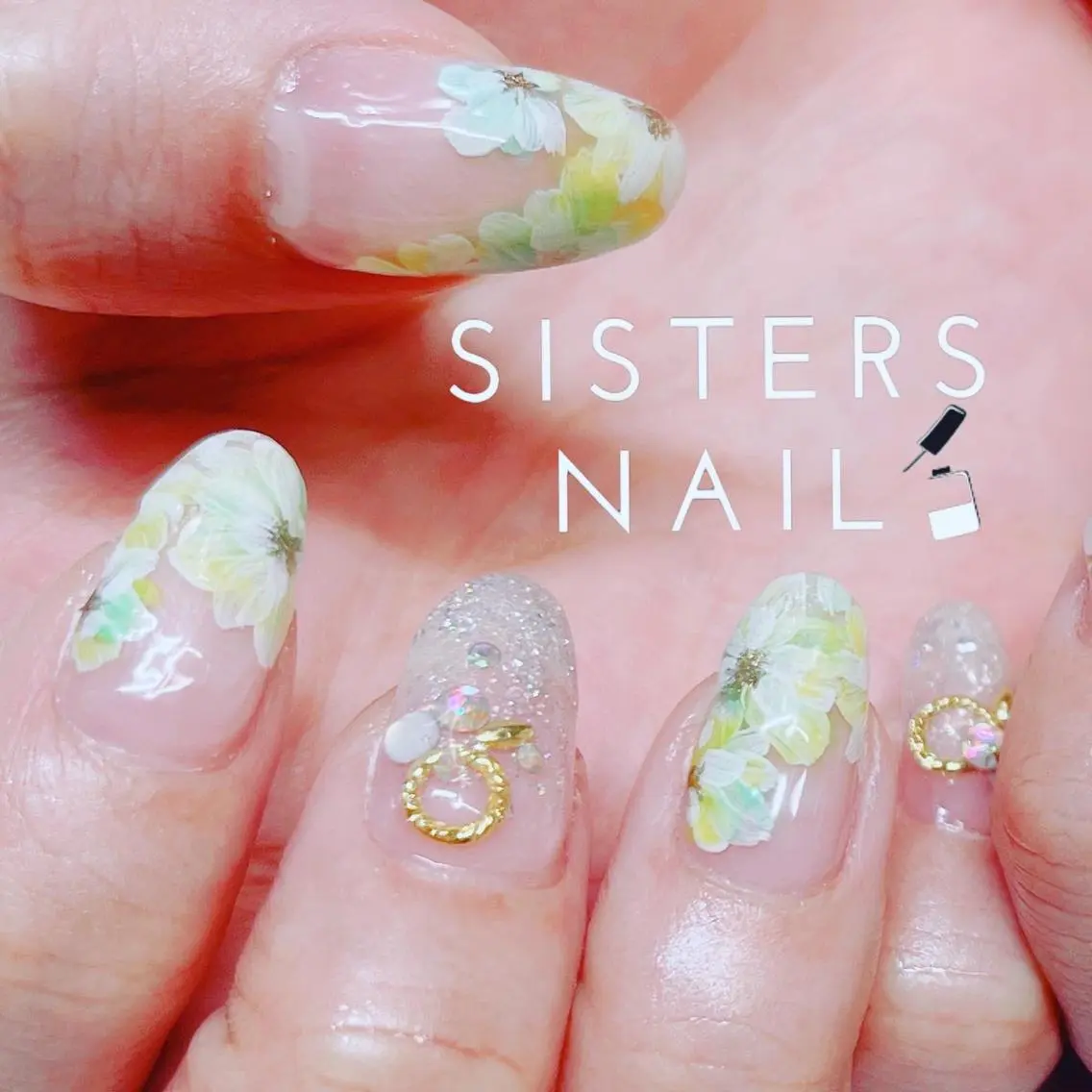 ネイル アートネイル フラワーネイル フレンチネイル グラデーション グリーン ハンドネイル ハンドケア sisters nail.fのネイルデザイン