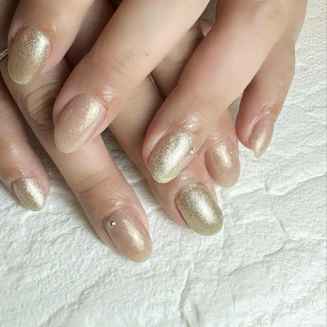 ネイル ゴールド シンプルネイル ハンドネイル ameria meguのネイルデザイン