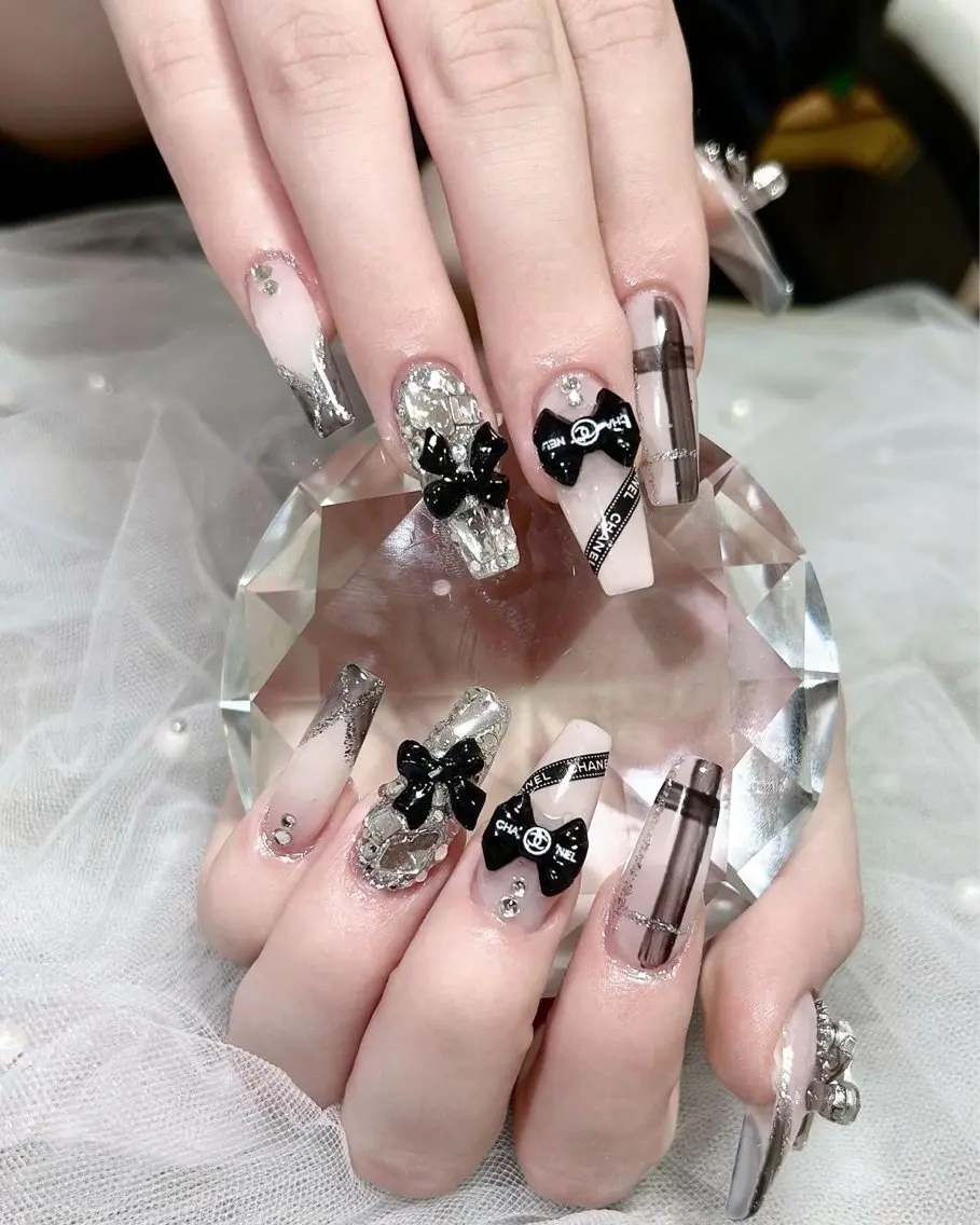 ネイル チークネイル フットネイル フレンチネイル グラデーション 韓国ネイル YUKI NAILのネイルデザイン