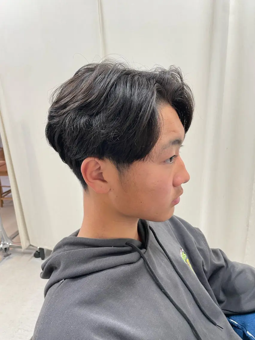 パーマ メンズ センターパート 関根 萌花のヘアスタイル