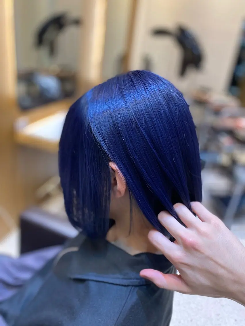 ショート カラー アディクシーカラー 黒髪 ブリーチ ブルーカラー ブルーブラック ヘアカラー トリートメント エクステ/髪質改善 🖤RYUSEI🖤のヘアスタイル