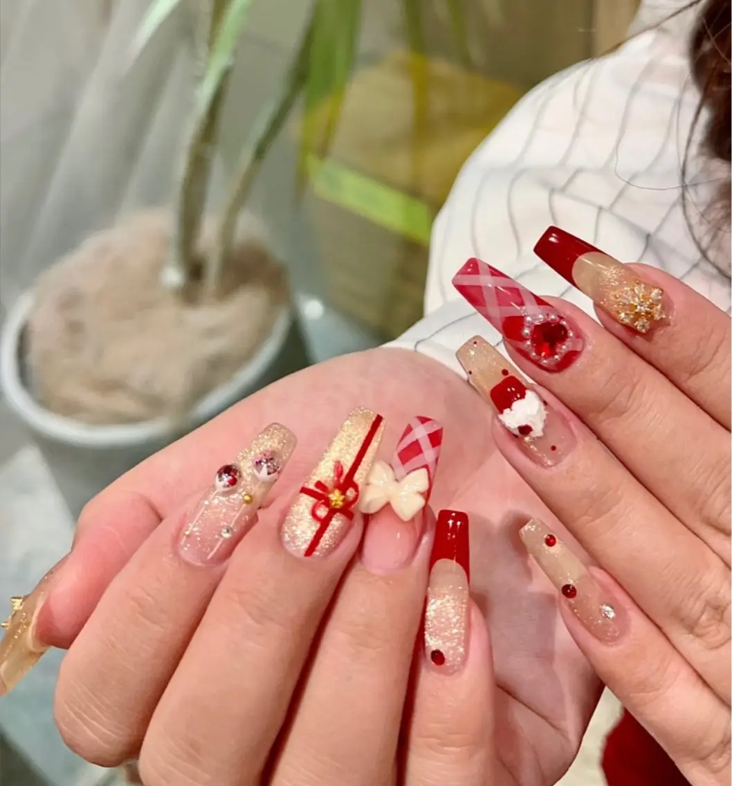 ネイル ハンドネイル ハンドケア 🍑 momo_nailのネイルデザイン