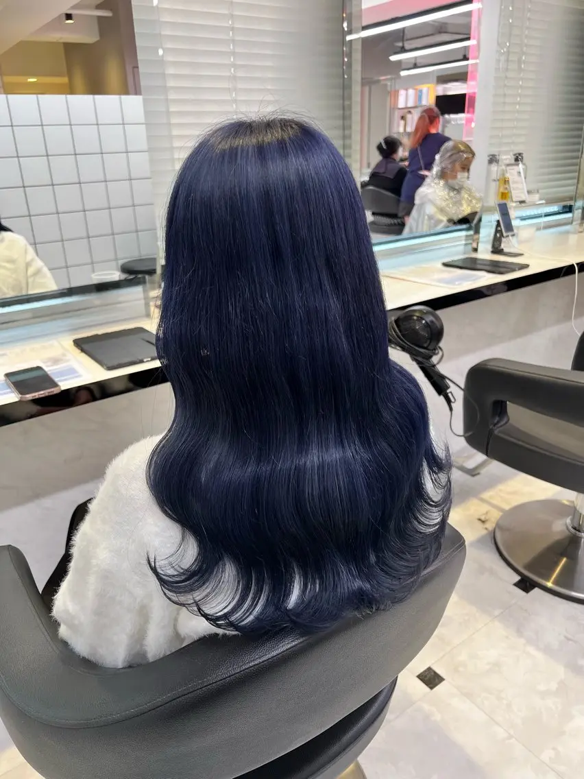 ミディアム カラー ヘアアレンジ ブルーカラー カット ヘアカラー トリートメント ヘッドスパ ヘアセット 💕上野美容師☁ ブリーチ💖サワのヘアスタイル