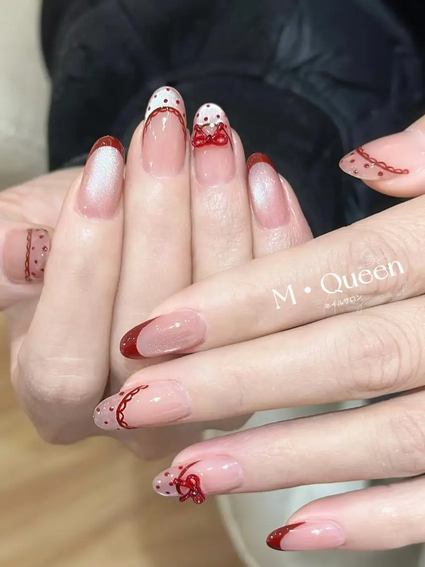 ネイル MQueen ネイルサロンマルのネイルデザイン