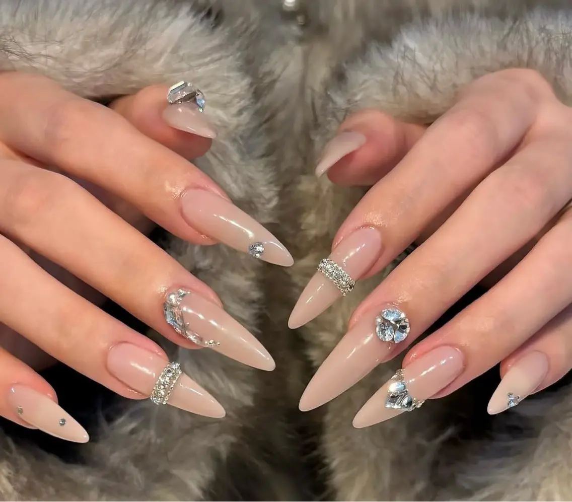 ネイル ハンドネイル NiJi Nailsのネイルデザイン