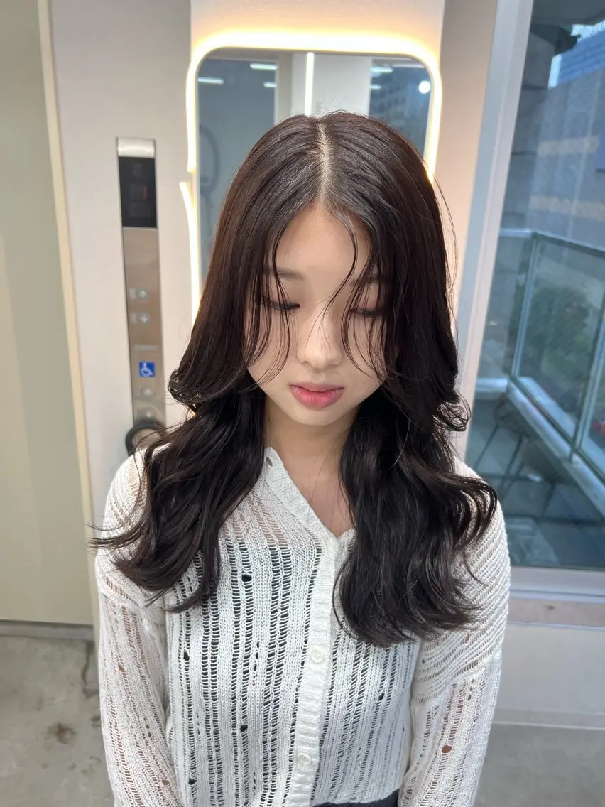 ロング カット ヘアカラー maya🇰🇷韓国 レイヤー/顔まわりのヘアスタイル