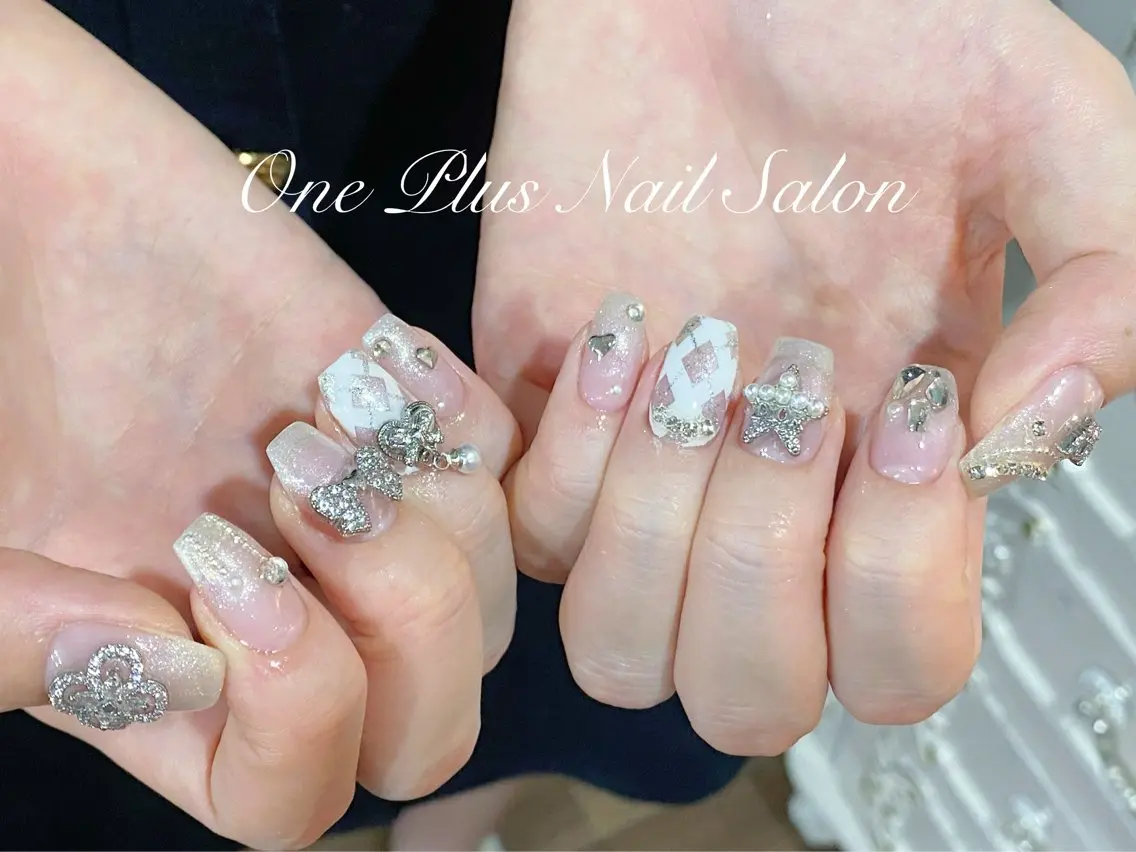 ネイル ハンドネイル ハンドケア One Plus Nail Salonのネイルデザイン