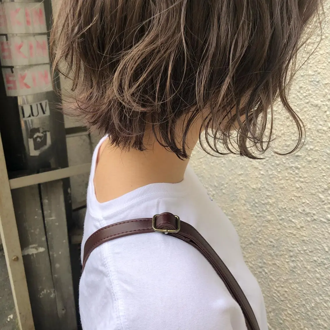 ショート カラー ヘアアレンジ グレージュ 川上 智汐のヘアスタイル