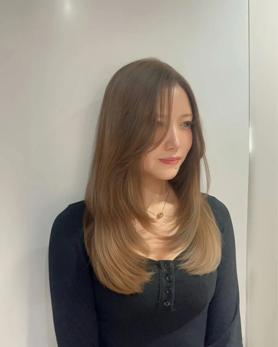 ロング カラー ブラウンカラー レイヤーカット カット ヘアカラー トリートメント レイヤー/ブリーチ/ エクステ💫ひかるのヘアスタイル