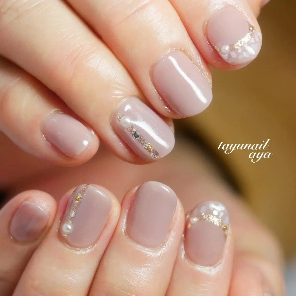 ネイル アートネイル ブルー ジェルネイル ゴールド キラキラネイル ネイルサロン 【たゆnail】のネイルデザイン