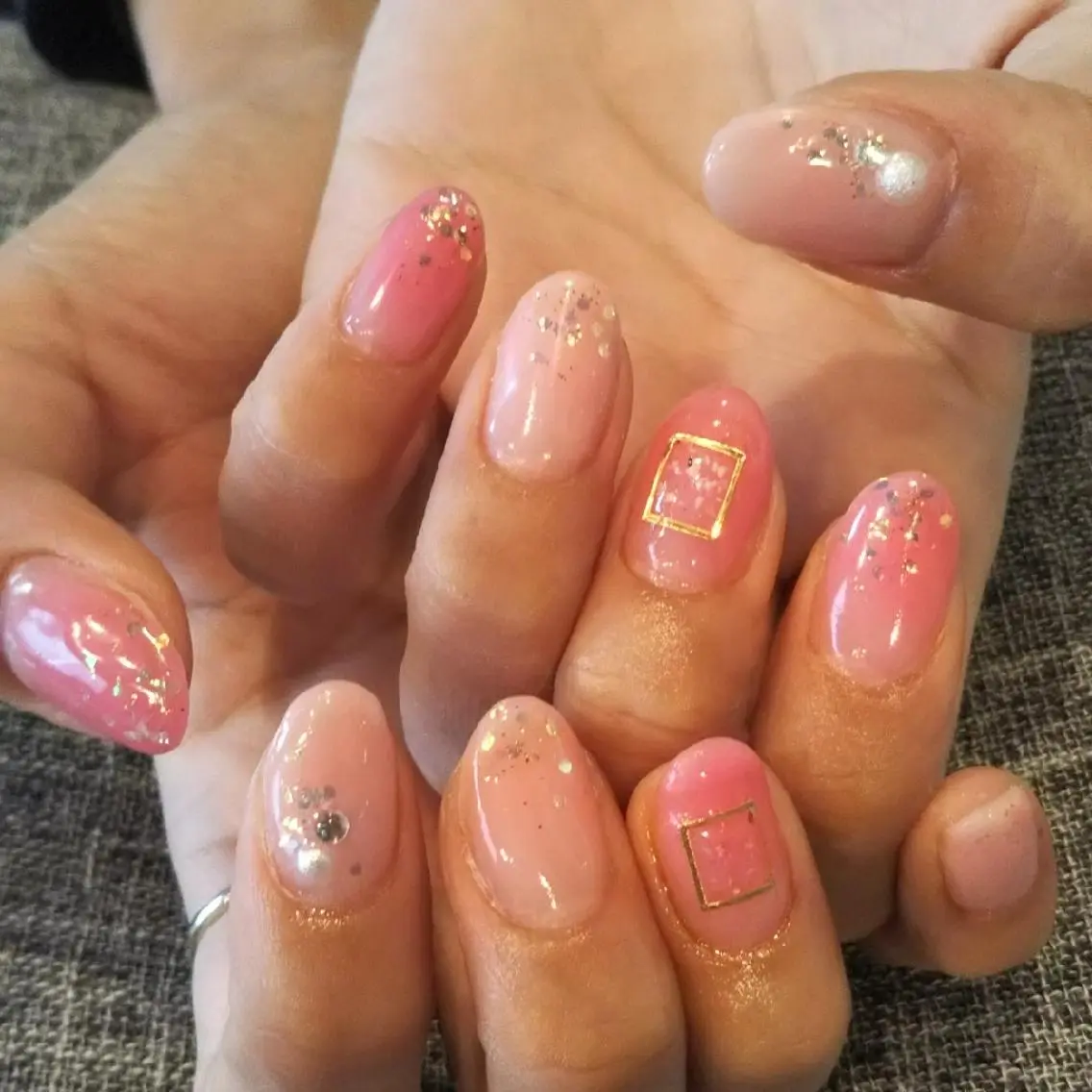 ネイル ホログラムネイル キラキラネイル ハンドネイル private salon mieのネイルデザイン