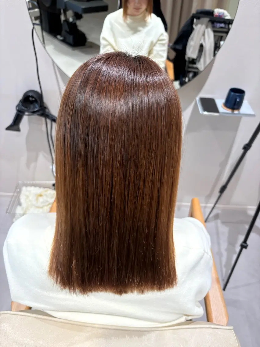 ミディアム 縮毛矯正 井山 葵のヘアスタイル