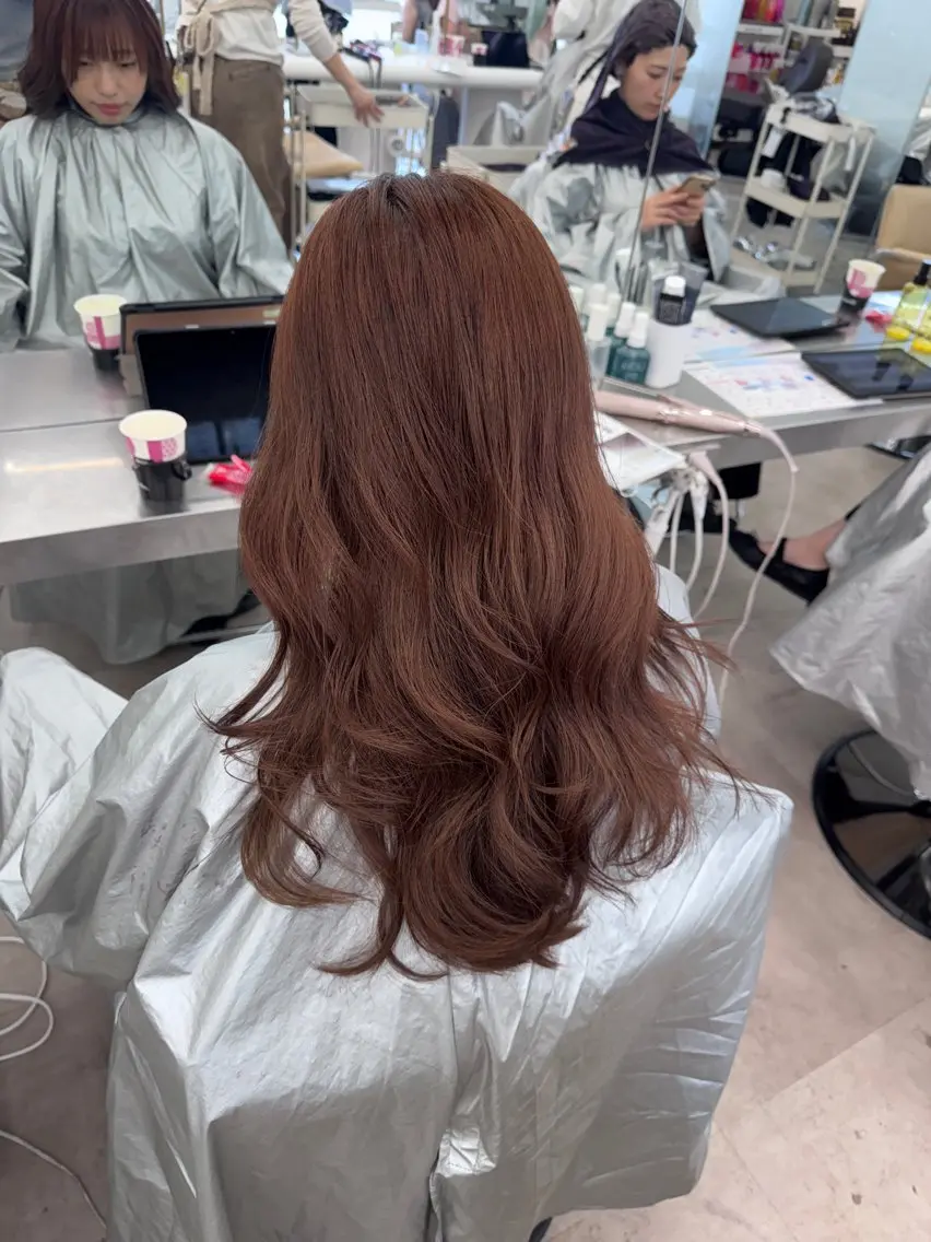 ロング カット ヘアカラー トリートメント 透明感カラー🫧⌇ AO🫐🩵のヘアスタイル