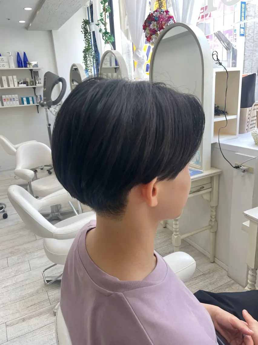 ショート カット 縮毛矯正 新籾 尚哉のヘアスタイル
