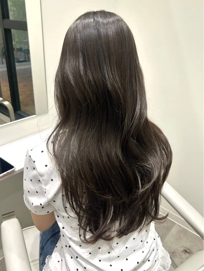 セミロング PULSE ASAHIのヘアスタイル