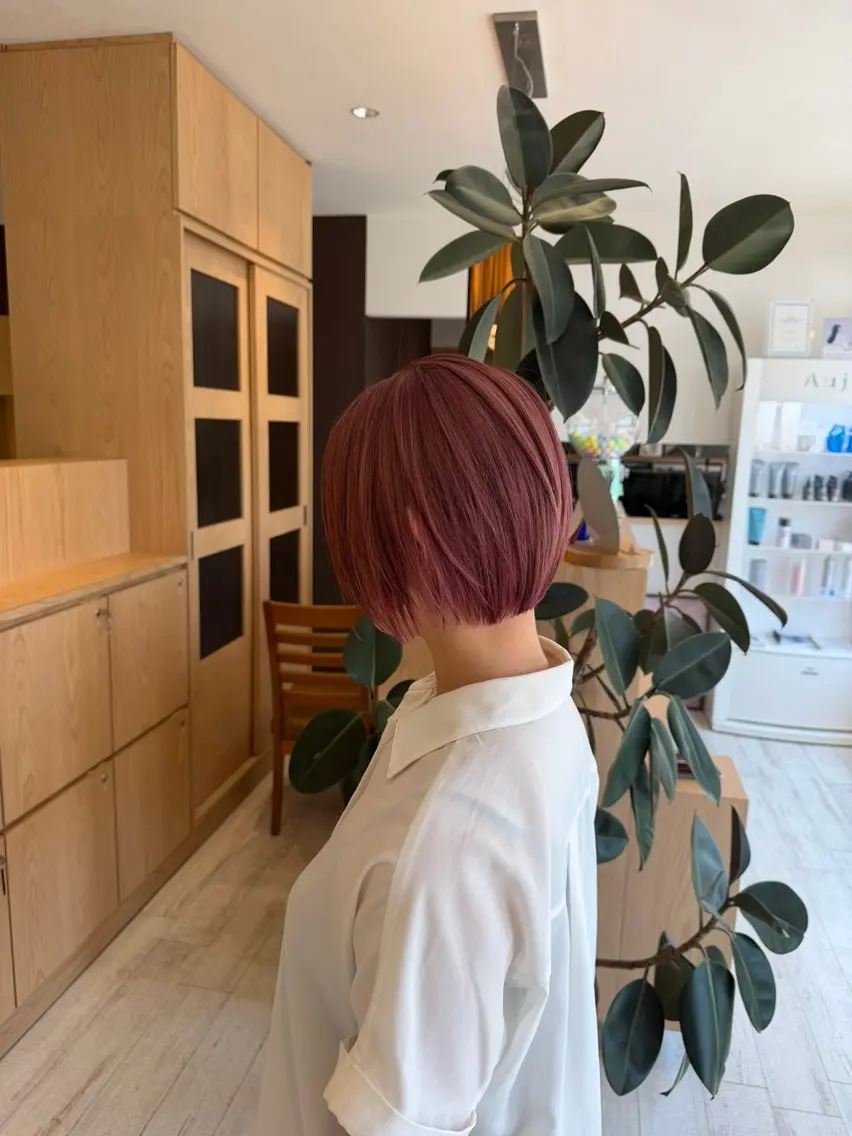 ショート カット ヘアカラー トリートメント 能松 玲奈のヘアスタイル