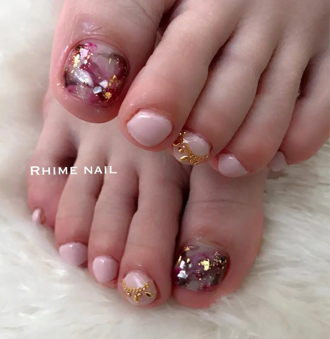 ネイル アニマル柄 アートネイル フットネイル ニュアンスネイル オフィスネイル Rhime nail ライムネイルのネイルデザイン