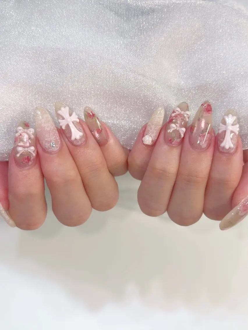 ネイル ハンドネイル . Natsumiのネイルデザイン