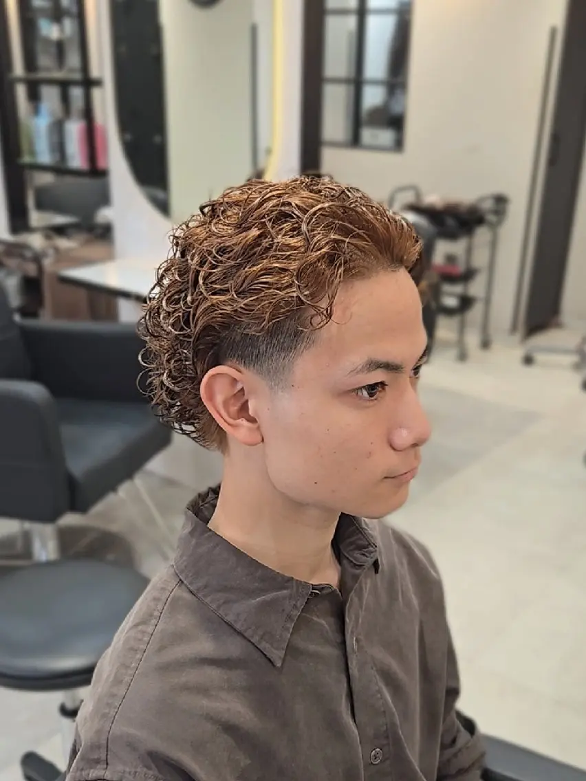 メンズ ミディアム パーマ カラー ミディアムパーマ メンズパーマ マレットヘア カット ヘアカラー パーマ ヘアセット LEN名古屋/パーマ 海外ヘア/メンズ特化のヘアスタイル