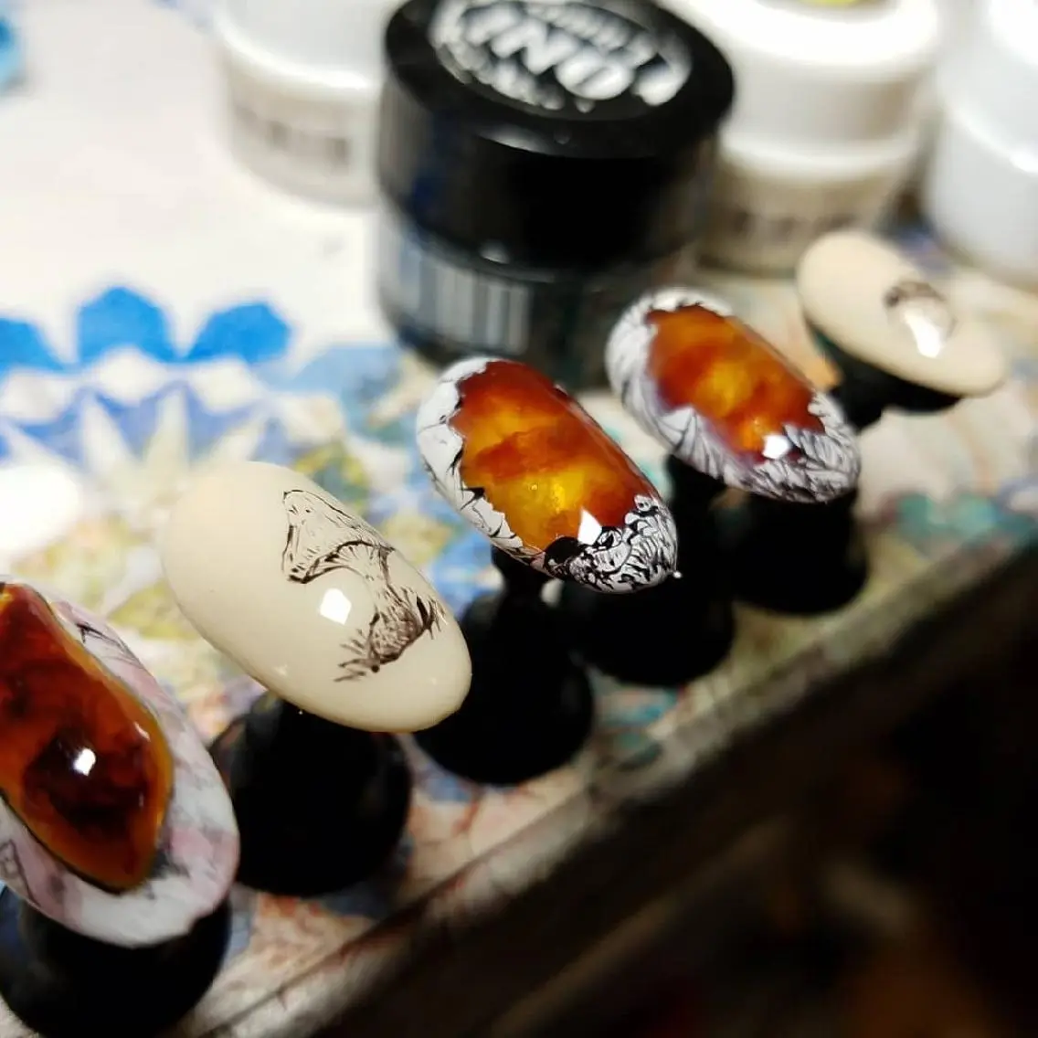 ミディアム ネイル べっ甲ネイル yuu -joynailのネイルデザイン