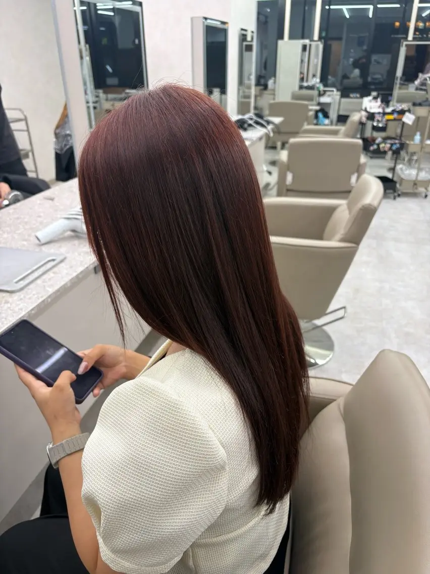 カラー ヘアカラー 透明感オリーブ🫒/ 赤み消し/ヒロのヘアスタイル