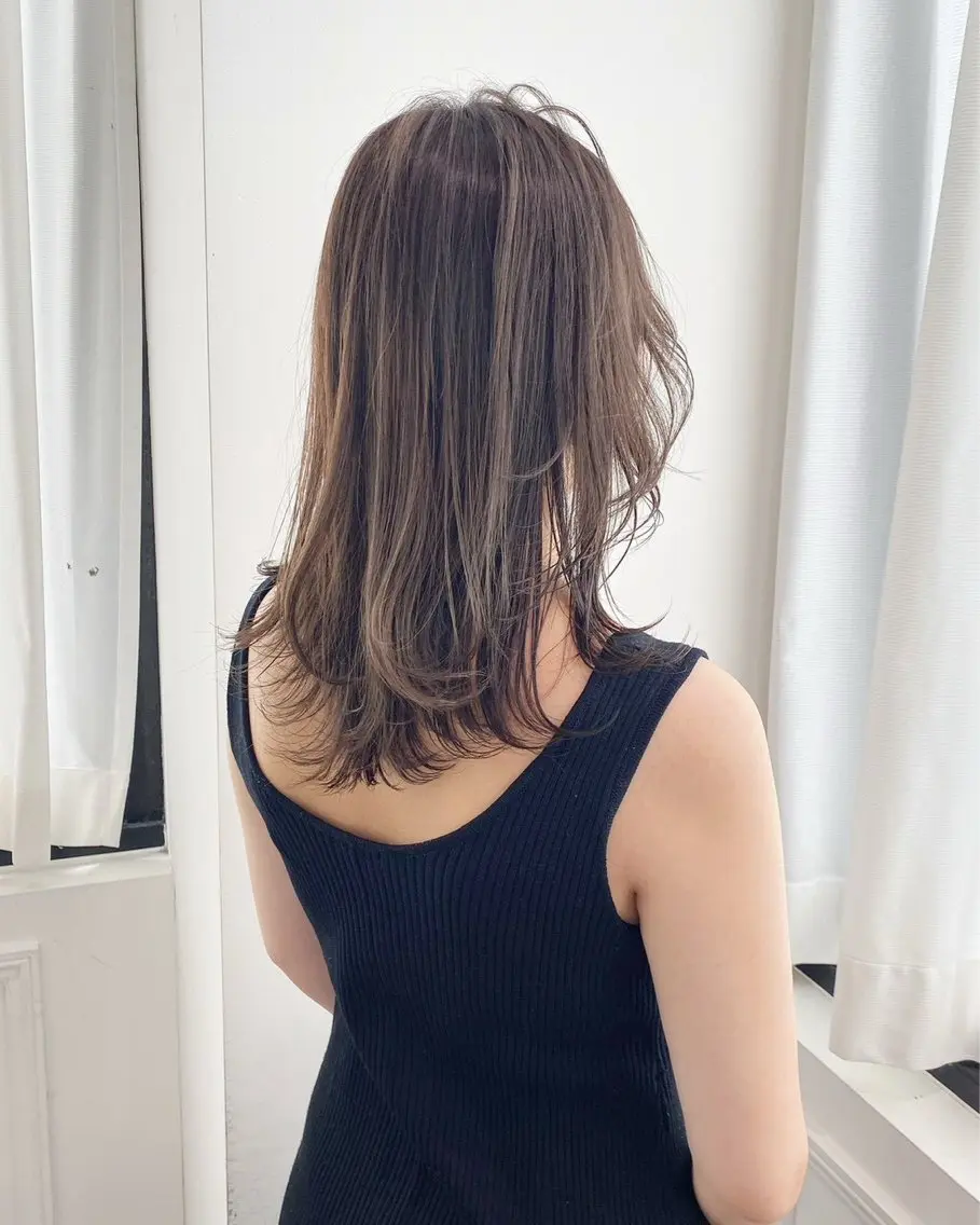 セミロング ヘアカラー KOHARU🌺 /仙台/透明感カラーのヘアスタイル