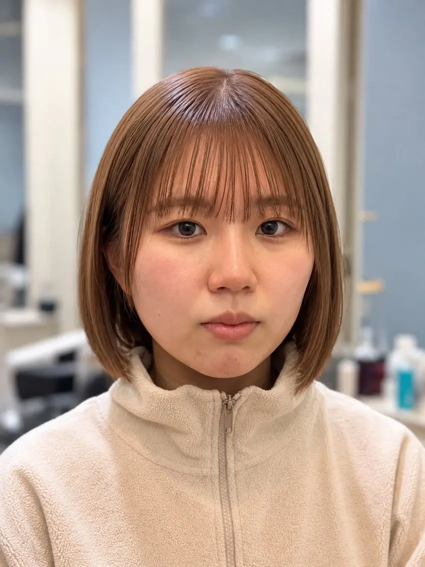 ミディアム カラー ベージュカラー ブリーチ ケアブリーチ ケアカラー ボブ カット ヘアカラー トリートメント ヘッドスパ 久木原 ゆりのヘアスタイル