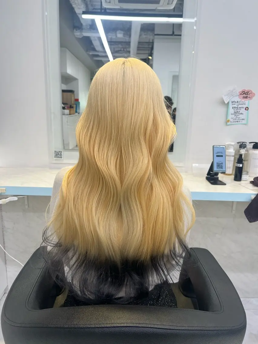 ロング カラー ヘアカラー トリートメント ブリーチカラー 🩵MIZUKIのヘアスタイル