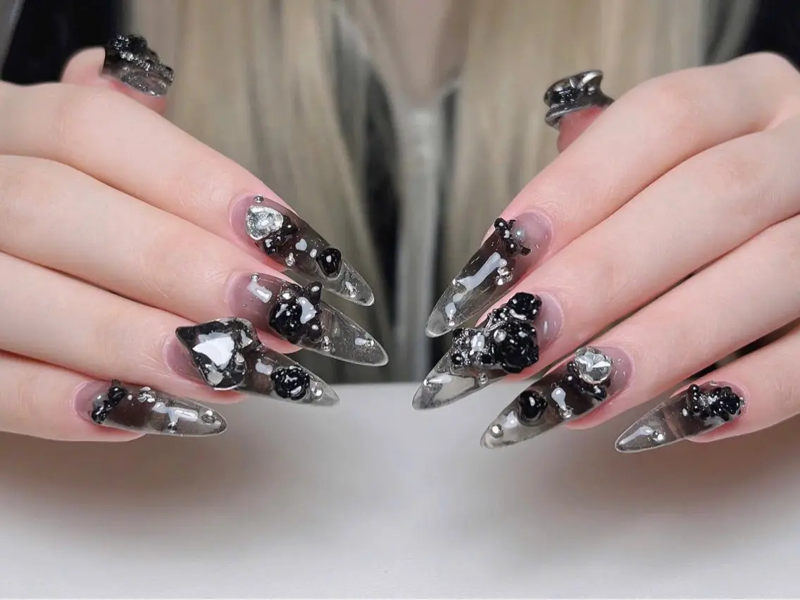 ネイル オーロラネイル ボルドー ブラウン 氷ネイル・うるうるネイル キラキラネイル ハンドネイル Sora  Nail 長さ出し専門店のネイルデザイン