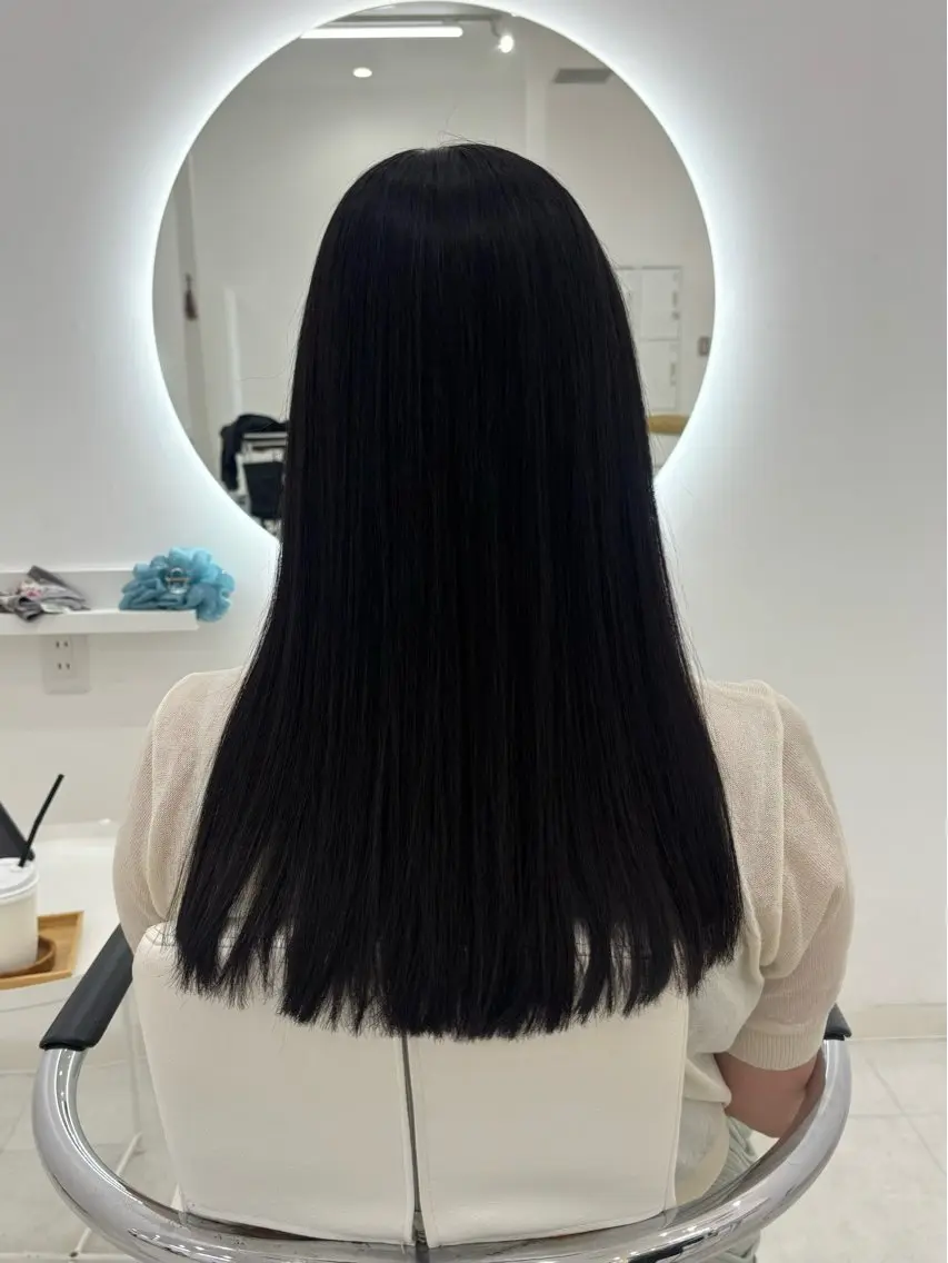 ロング カット 縮毛矯正 トリートメント 【aini天王寺】 𝐚𝐢𝐫𝐢✂︎のヘアスタイル