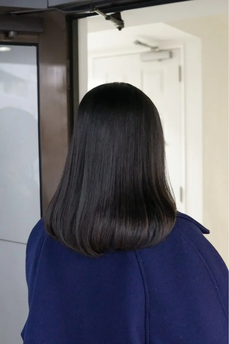 セミロング カラー カット ヘアカラー 縮毛矯正 トリートメント 髪質改善/透明感 松下喬亮のヘアスタイル