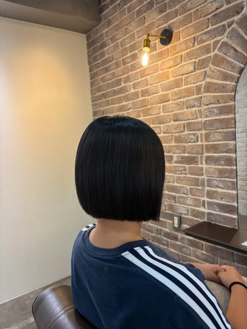 ショート ボブ カット トリートメント 縮毛矯正/暖色系 /徳田真緒のヘアスタイル