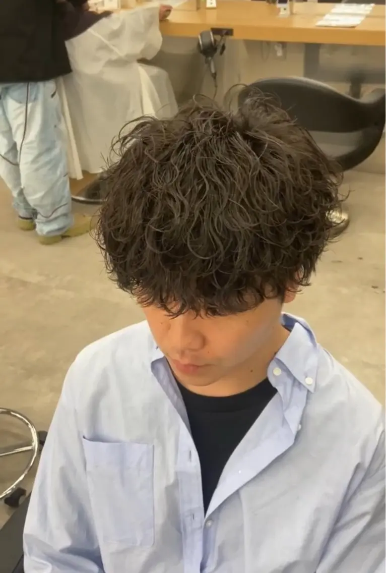 パーマ メンズ ツイスパ/シャドウ MANARUのヘアスタイル