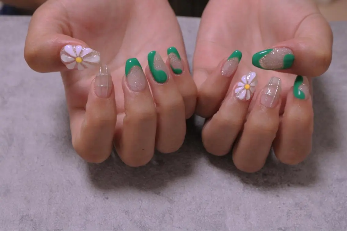 ネイル オーロラネイル カジュアル ジェルネイル マグネットネイル マットネイル ハンドネイル MH Nailのネイルデザイン