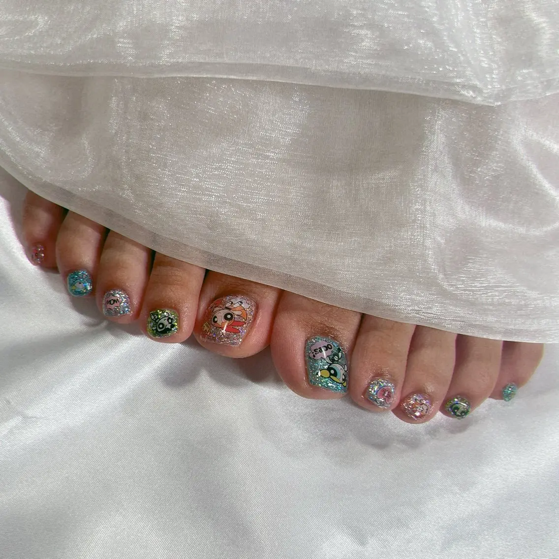 ネイル ジェルネイル 韓国ネイル ラメ(グリッター) マグネットネイル ミラーネイル フットネイル nail salon Rewardのネイルデザイン
