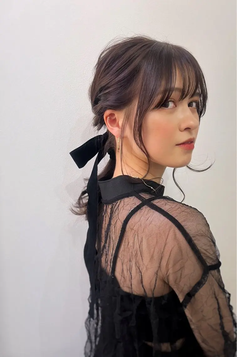 セミロング ヘアアレンジ ポニーテール 🫧ぷる艶カラー🫧 Yuubi🦩のヘアスタイル