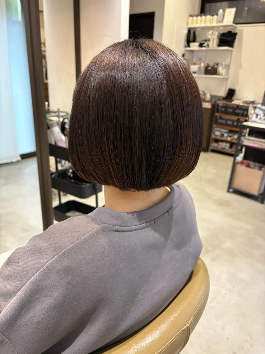 ショート ボブ トリートメント カット トリートメント 折本 沙織のヘアスタイル